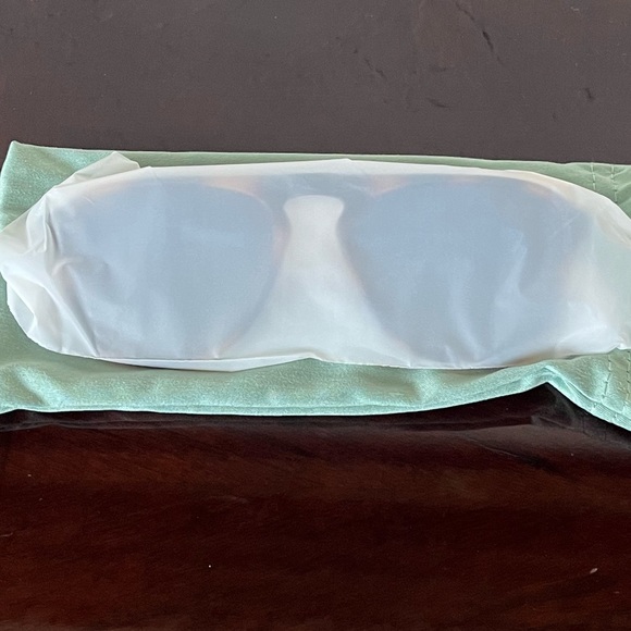 Women’s Sunglasses Brown - Picture 4 of 9